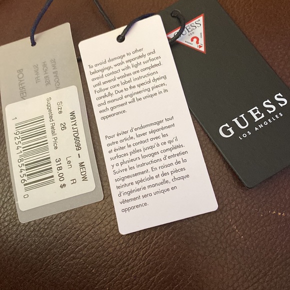 Boyfriend slim-fit high rise baggy leg jeans - Picture 9 of 9